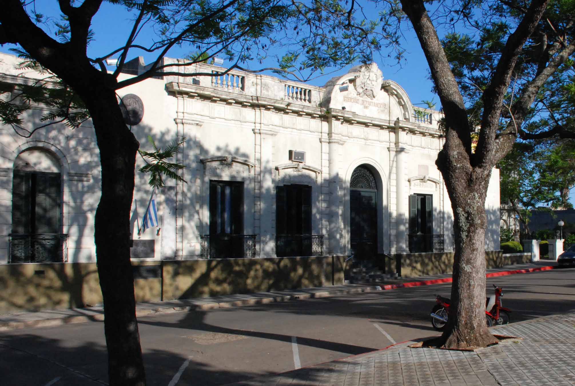 Fachada de la Intendencia de Salto
