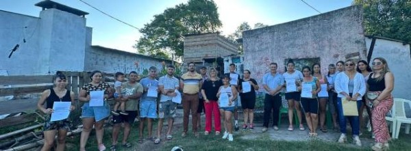 Realizan regularización de documentación para vecinos de los barrios Andresito y Salto Nuevo