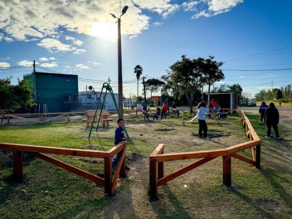Intendente Lima destaca la creación de un nuevo espacio público en complejo Las Gaviotas