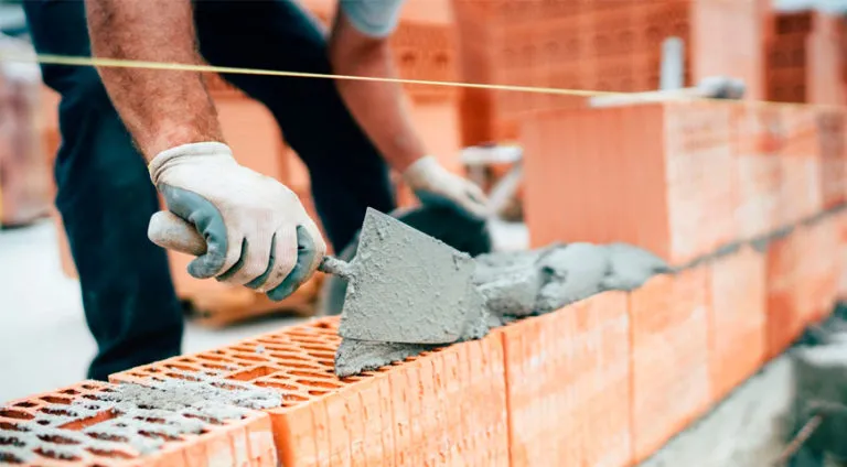 CONSTRUCCIÓN